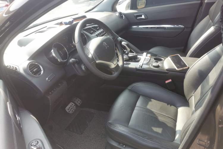 Used Peugeot 3008 2015 1.6THP Automatic Prestige Edition Left Front Seat