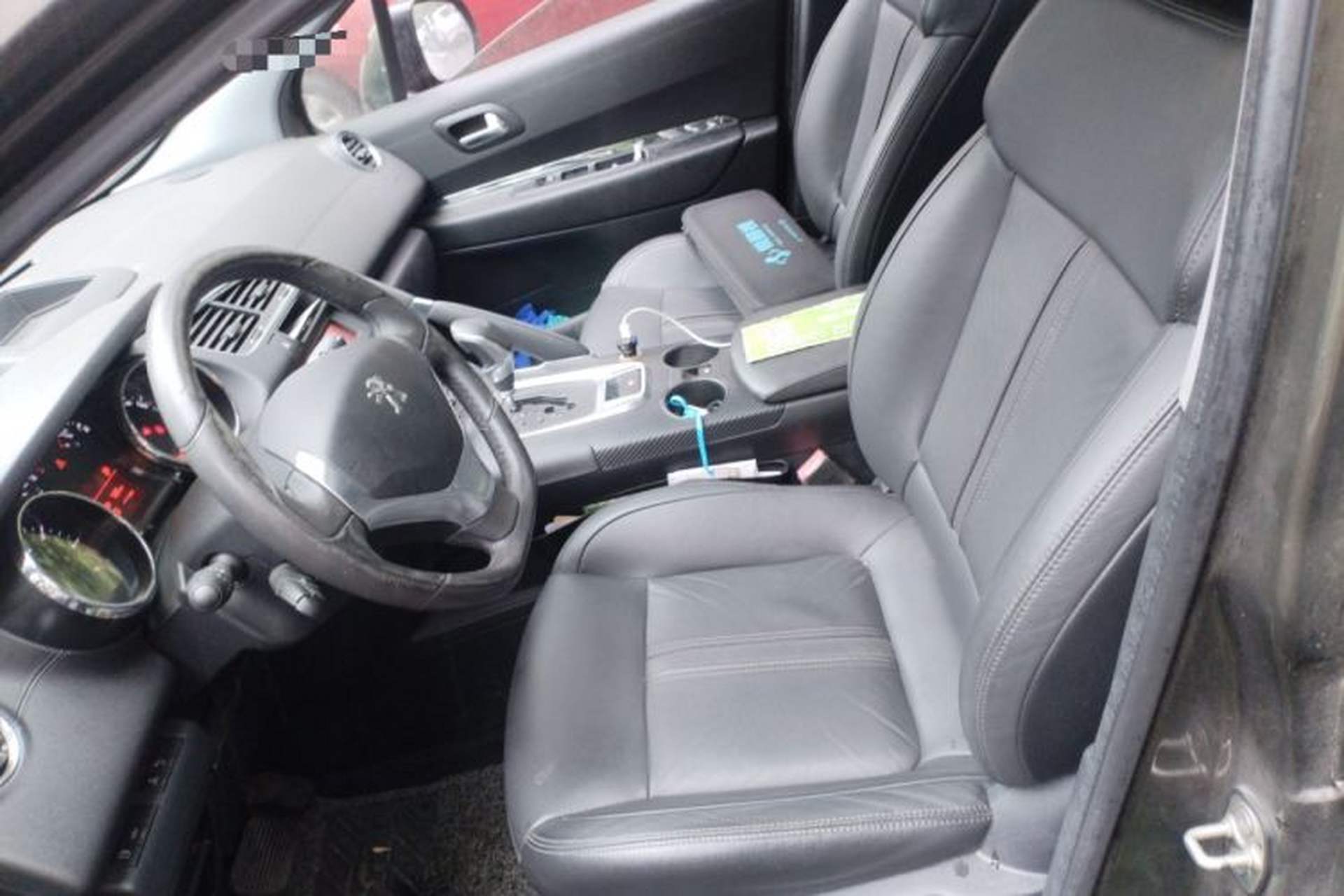 Used Peugeot 3008 2015 2.0L Automatic Trend Edition Left Front Seat
