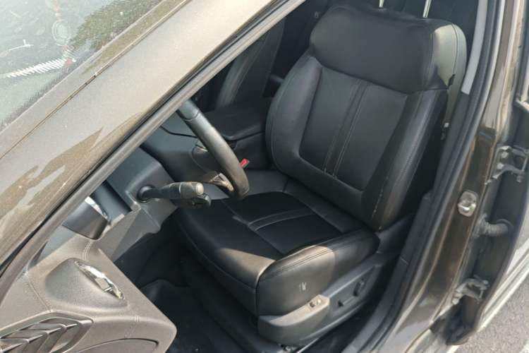 Used Peugeot 3008 2015 2.0L Automatic Trend Edition Left Front Seat