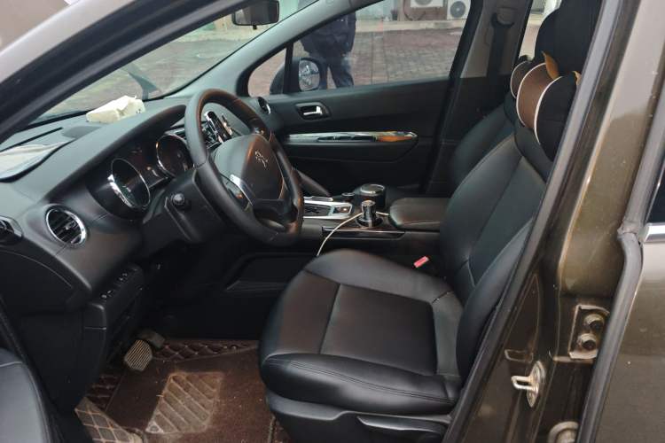 Used Peugeot 3008 2015 2.0L Automatic Classic Edition Left Front Seat