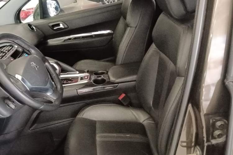 Used Peugeot 3008 2015 2.0L Automatic Trend Edition Left Front Seat