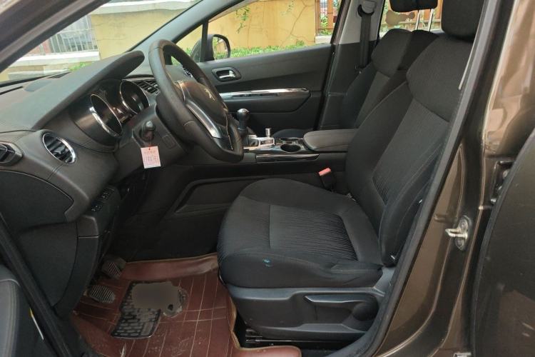 Used Peugeot 3008 2015 2.0L Manual Classic Edition Left Front Seat
