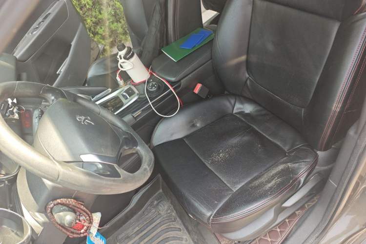 Used Peugeot 3008 2015 1.6THP Automatic Classic Edition Left Front Seat