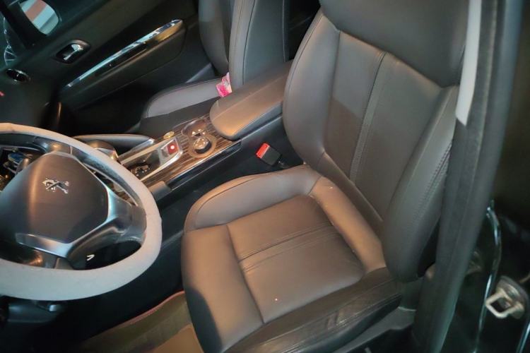 Used Peugeot 3008 2015 1.6THP Automatic Classic Edition Left Front Seat