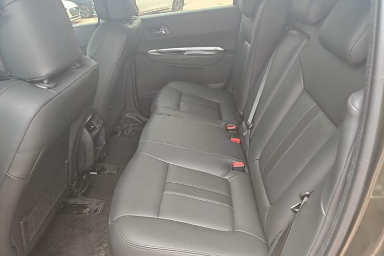Used Peugeot 3008 2015 2.0L Automatic Classic Edition Left Rear Seat