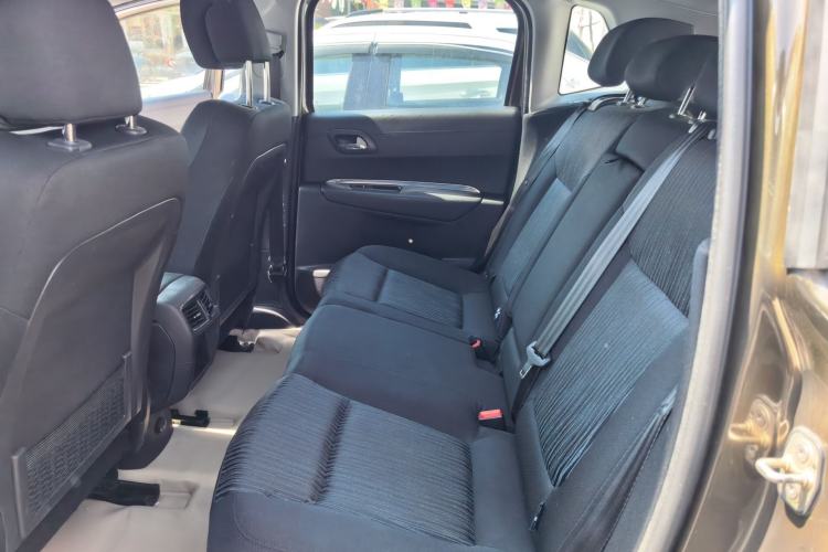 Used Peugeot 3008 2015 2.0L Automatic Classic Edition Left Rear Seat