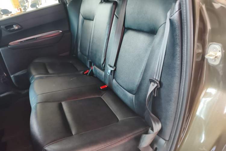 Used Peugeot 3008 2015 2.0L Automatic Classic Edition Left Rear Seat