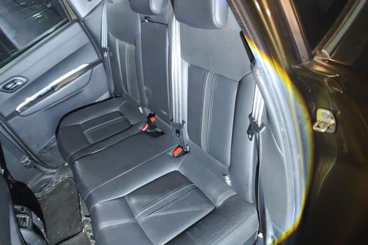 Used Peugeot 3008 2015 1.6THP Automatic Prestige Edition Left Rear Seat