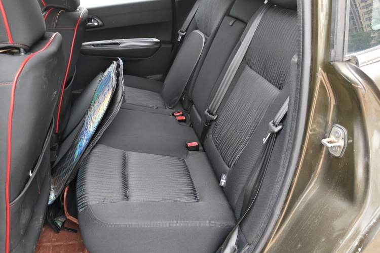 Used Peugeot 3008 2015 2.0L Automatic Classic Edition Left Rear Seat