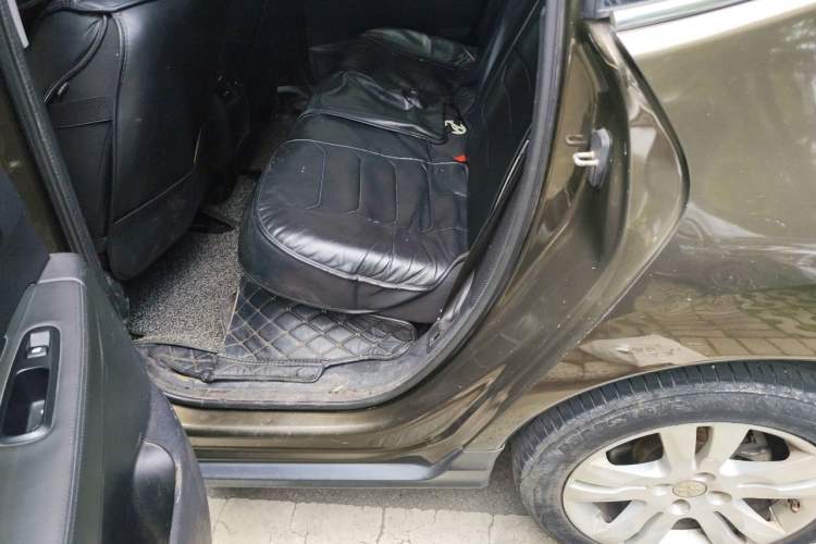 Used Peugeot 3008 2015 2.0L Manual Classic Edition Left Rear Seat