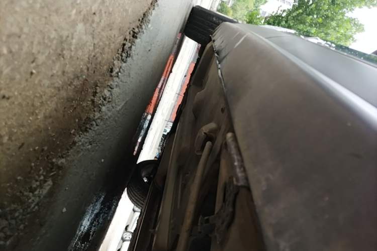 Used Peugeot 3008 2015 1.6THP Automatic Classic Edition Left Side Sill