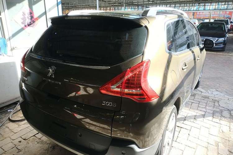 Used Peugeot 3008 2015 2.0L Automatic Classic Edition Rear Right 45 Deg