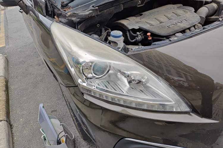 Used Peugeot 3008 2015 2.0L Automatic Classic Edition Right Front Headlight
