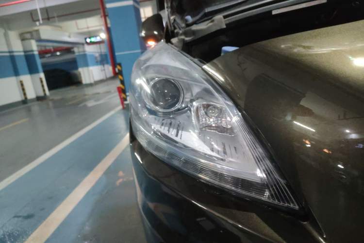 Used Peugeot 3008 2015 1.6THP Automatic Prestige Edition Right Front Headlight