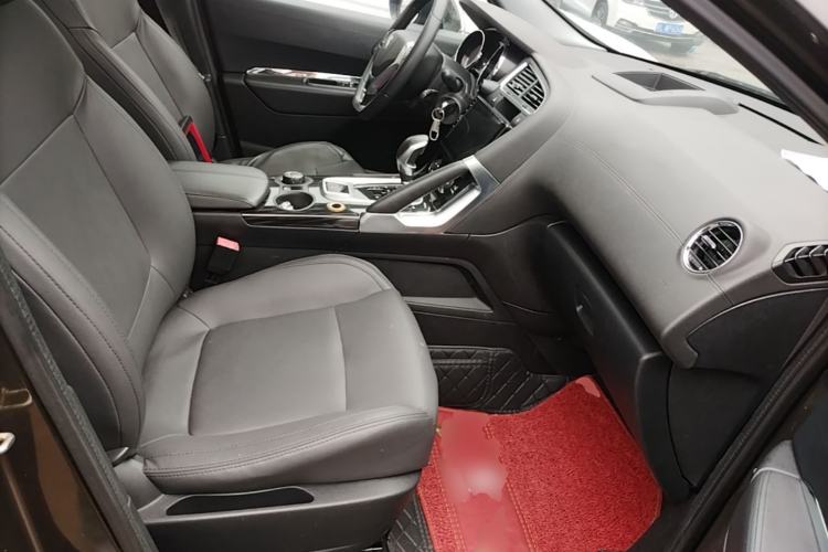 Used Peugeot 3008 2015 1.6THP Automatic Classic Edition Right Front Seat