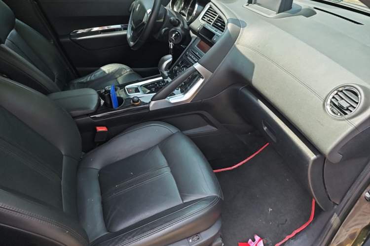 Used Peugeot 3008 2015 1.6THP Automatic Trend Edition Right Front Seat