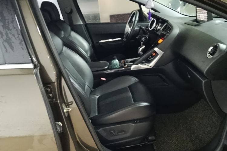 Used Peugeot 3008 2015 1.6THP Automatic Trend Edition Right Front Seat