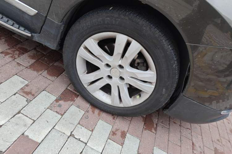 Used Peugeot 3008 2015 2.0L Automatic Classic Edition Right Front Wheel Hub