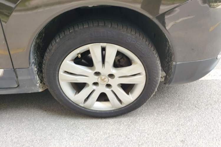 Used Peugeot 3008 2015 2.0L Manual Classic Edition Right Front Wheel Hub
