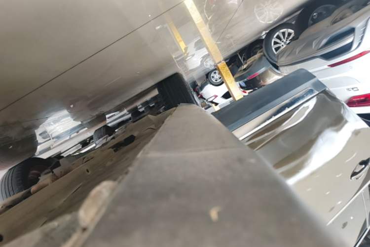 Used Peugeot 3008 2015 2.0L Automatic Classic Edition Right Side Sill