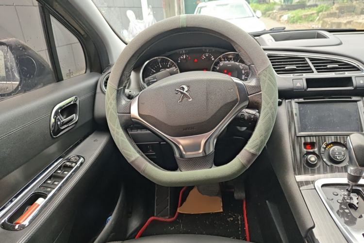 Used Peugeot 3008 2015 2.0L Automatic Trend Edition Steering Wheel