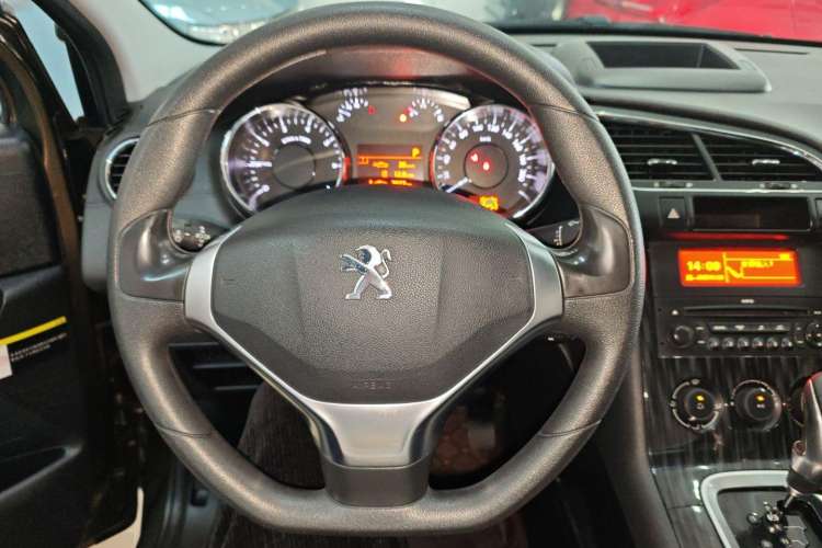 Used Peugeot 3008 2015 2.0L Automatic Classic Edition Steering Wheel
