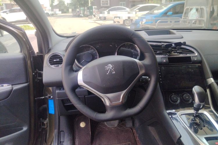 Used Peugeot 3008 2015 2.0L Automatic Classic Edition Steering Wheel
