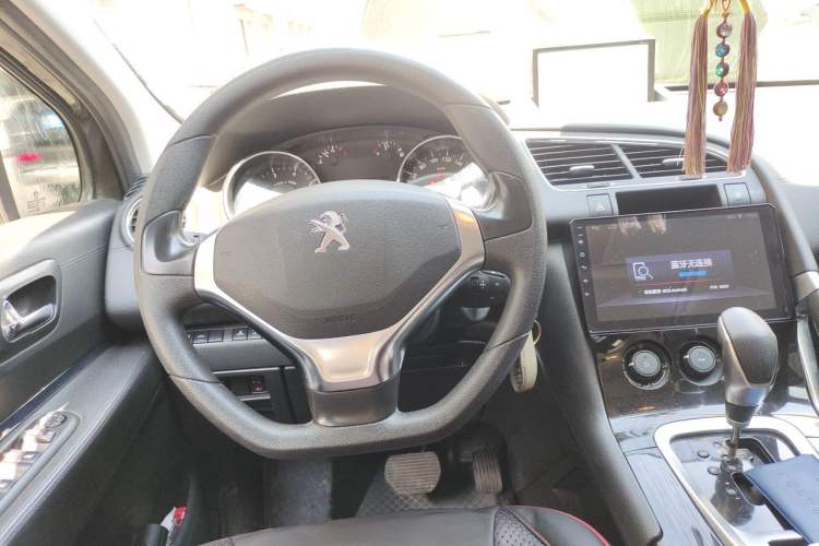 Used Peugeot 3008 2015 2.0L Automatic Classic Edition Steering Wheel