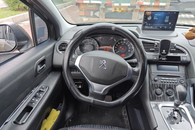 Used Peugeot 3008 2015 2.0L Automatic Classic Edition Steering Wheel