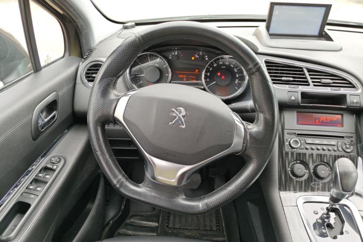 Used Peugeot 3008 2015 2.0L Automatic Classic Edition Steering Wheel