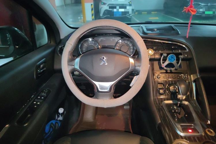 Used Peugeot 3008 2015 1.6THP Automatic Classic Edition Steering Wheel