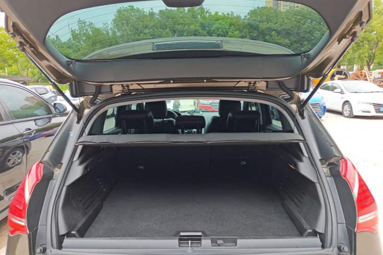 Used Peugeot 3008 2015 1.6THP Automatic Trend Edition Trunk