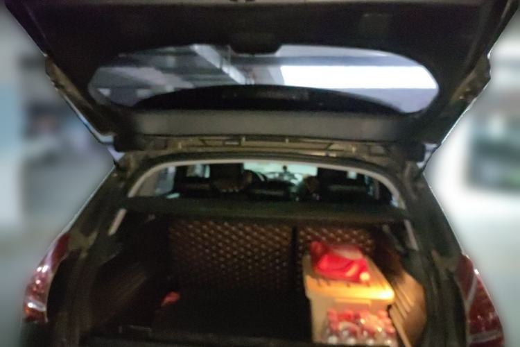 Used Peugeot 3008 2015 1.6THP Automatic Classic Edition Trunk