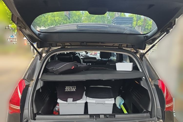 Used Peugeot 3008 2015 1.6THP Automatic Prestige Edition Trunk
