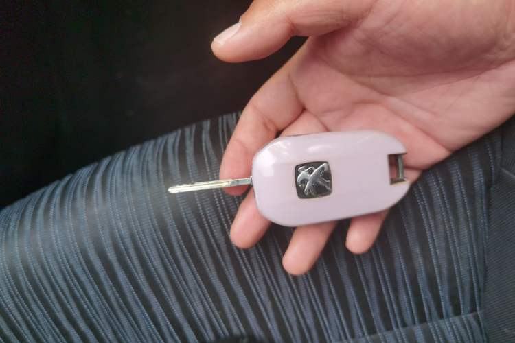 Used Peugeot 3008 2015 1.6THP Roland Garros Edition Vehicle Key