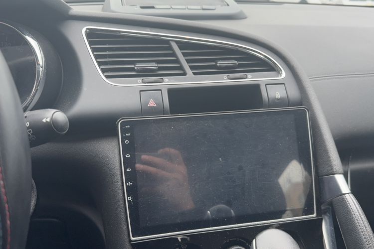 Used Peugeot 3008 2015 2.0L Automatic Classic Edition Audio And AC Panel