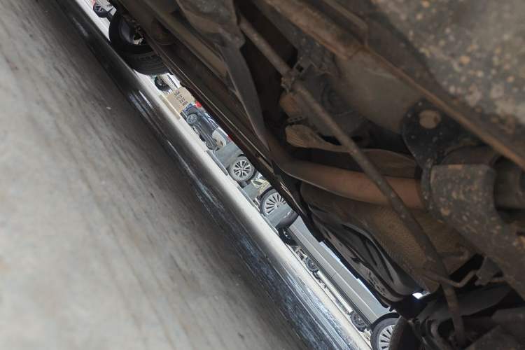 Used Peugeot 3008 2015 1.6THP Automatic Prestige Edition Chassis Rear Left