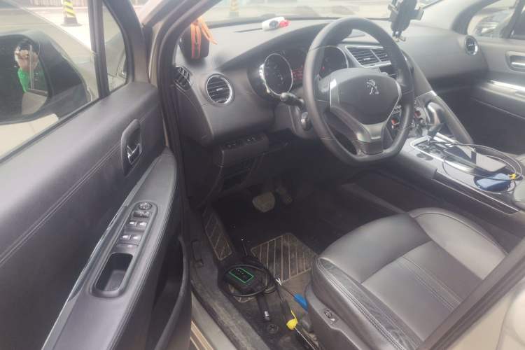 Used Peugeot 3008 2015 2.0L Automatic Trend Edition Driver Seat