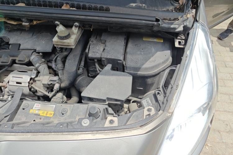 Used Peugeot 3008 2015 1.6THP Automatic Trend Edition Engine Bay Left