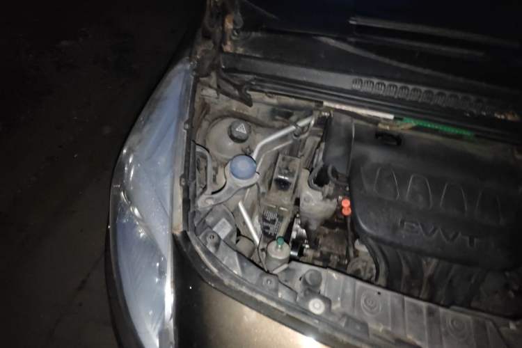 Used Peugeot 3008 2015 2.0L Manual Classic Edition Engine Bay Right