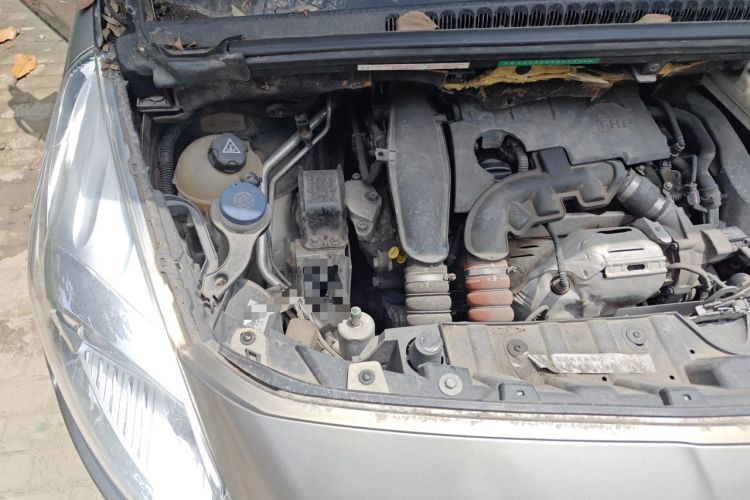 Used Peugeot 3008 2015 1.6THP Automatic Trend Edition Engine Bay Right