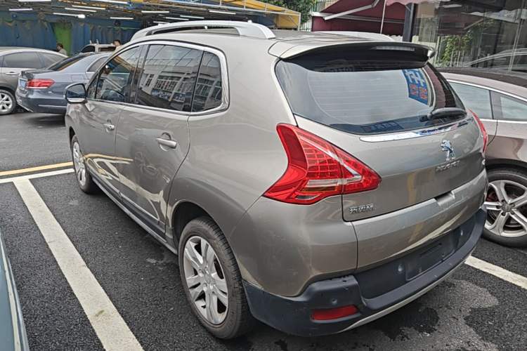 Used Peugeot 3008 2015 2.0L Automatic Trend Edition Exterior 2