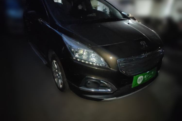 Used Peugeot 3008 2015 2.0L Manual Classic Edition Front Right 45 Deg