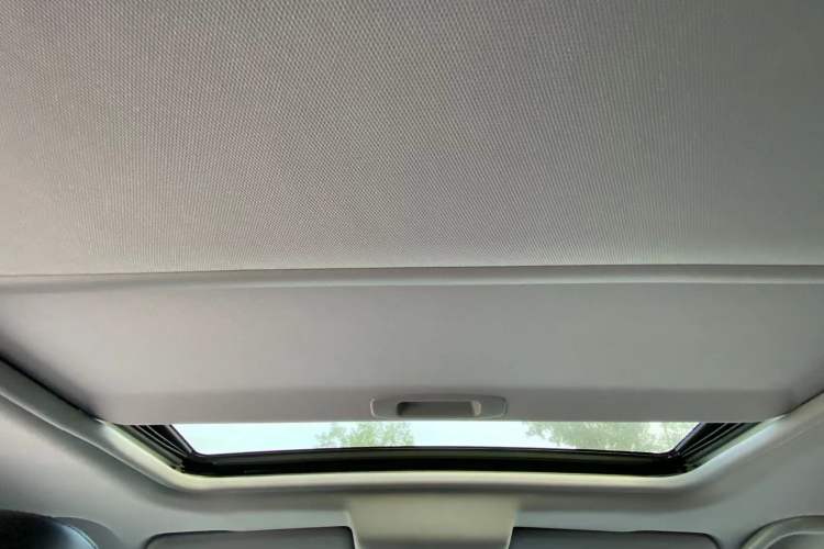 Used Peugeot 3008 2015 1.6THP Automatic Classic Edition Headliner
