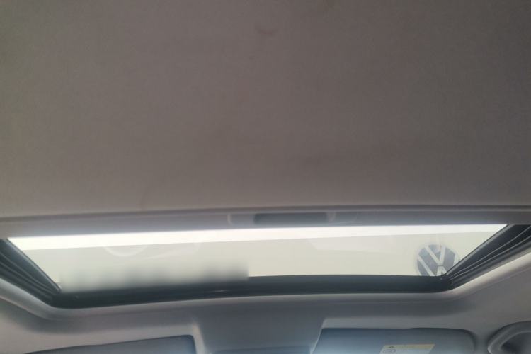 Used Peugeot 3008 2015 2.0L Automatic Trend Edition Headliner