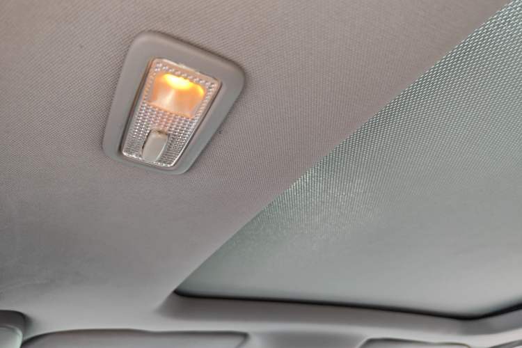 Used Peugeot 3008 2015 2.0L Automatic Trend Edition Headliner