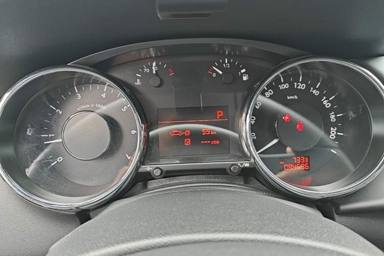 Used Peugeot 3008 2015 2.0L Automatic Trend Edition Instrument Cluster