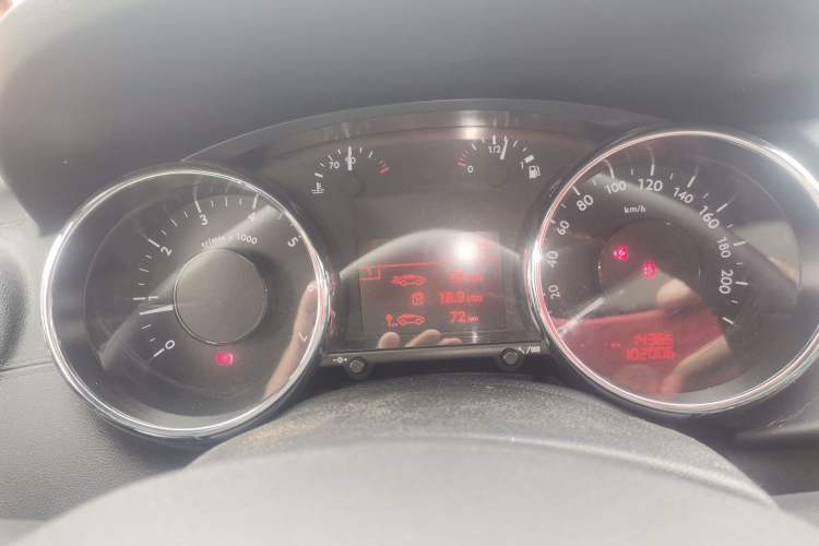 Used Peugeot 3008 2015 2.0L Automatic Trend Edition Instrument Cluster