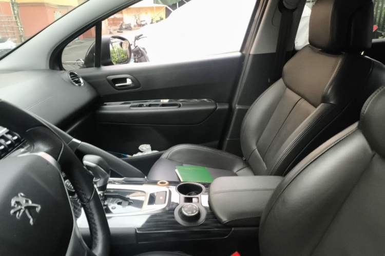 Used Peugeot 3008 2015 1.6THP Automatic Prestige Edition Left Front Seat