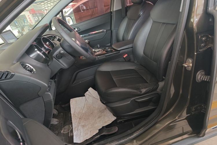 Used Peugeot 3008 2015 2.0L Manual Classic Edition Left Front Seat
